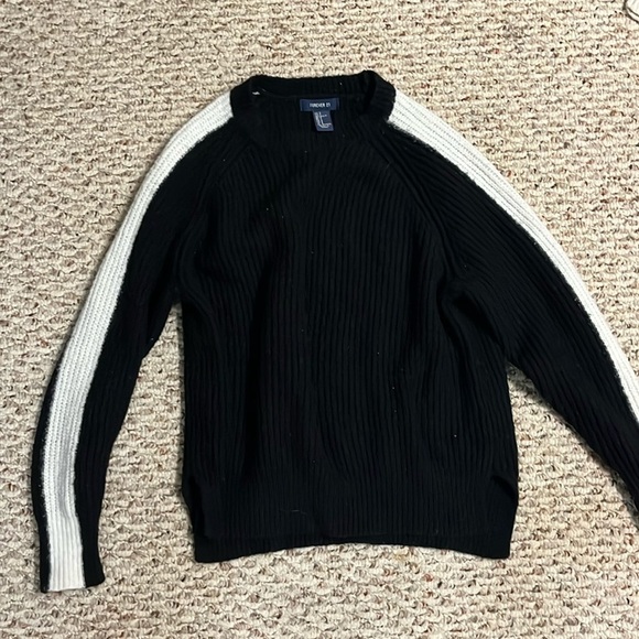 Black and White Sweater - Picture 1 of 3